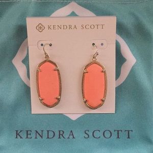 Kendra Scott Elle earrings - Coral